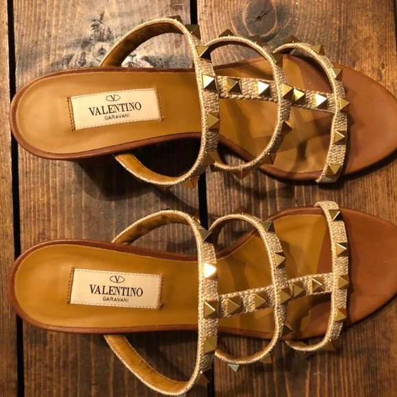 Valentino Rockstud Slide Sandal - Picture 5 of 10